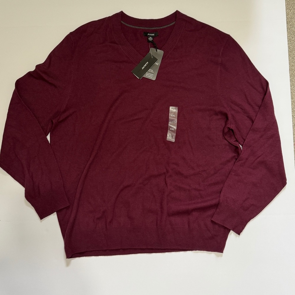 Alfani Men's V-Neck Sweater in Deep Wine